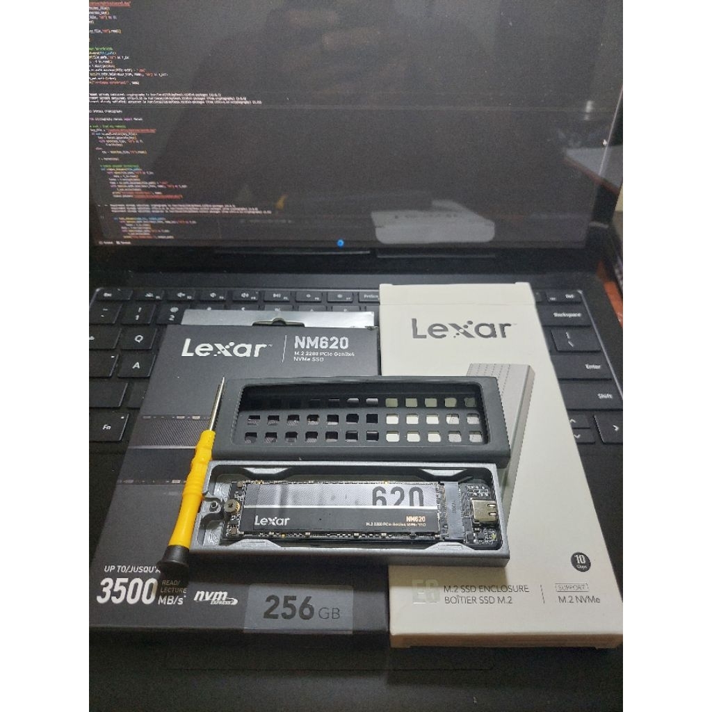 SSD LEXAR NM620 | 256GB + Case (TINGGAL PAKAI)