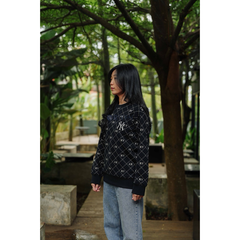 MLB Korea NY Yankees Dia Monogram Sweater Black Original