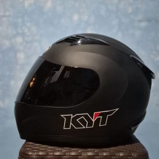[PRELOVED] Helm Fullface KYT R10 hitam doff like new ukuran XL