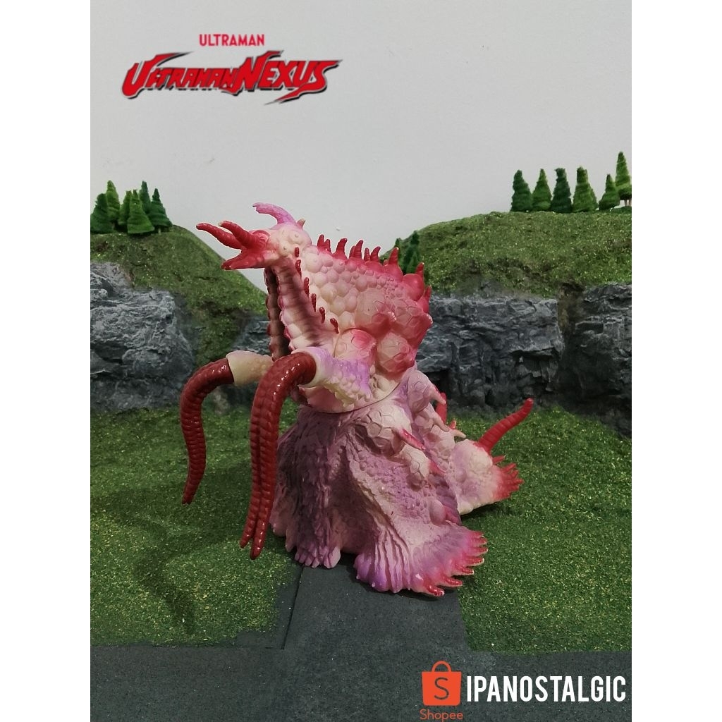 Ultra Monster Series Pedoleon Guros Space beast Original Bandai 2004 Sofubi kaiju | Series Ultraman 