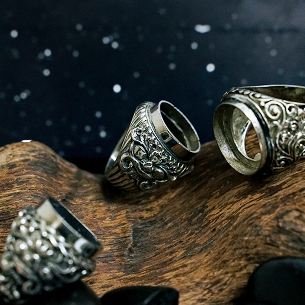 Emban Cincin Alpaka Lapis Perak Motif Bali Multivarian