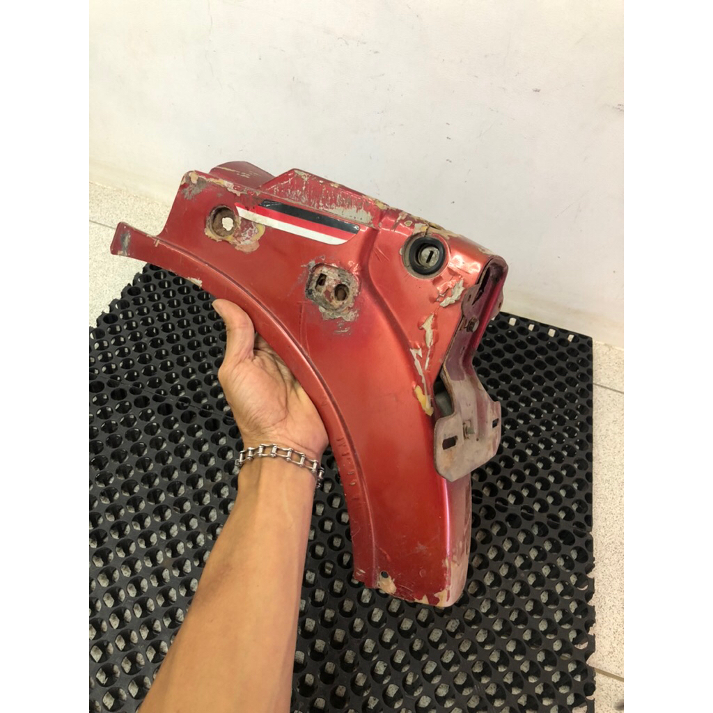 spakbor belakang c700 c800 supercub original copotan set