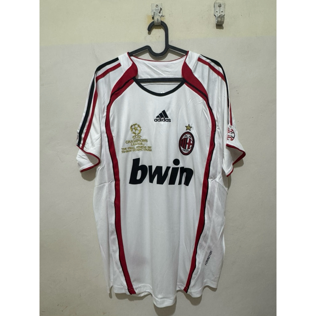Jersey Retro Milan 2006/2007 Nameset Kaka