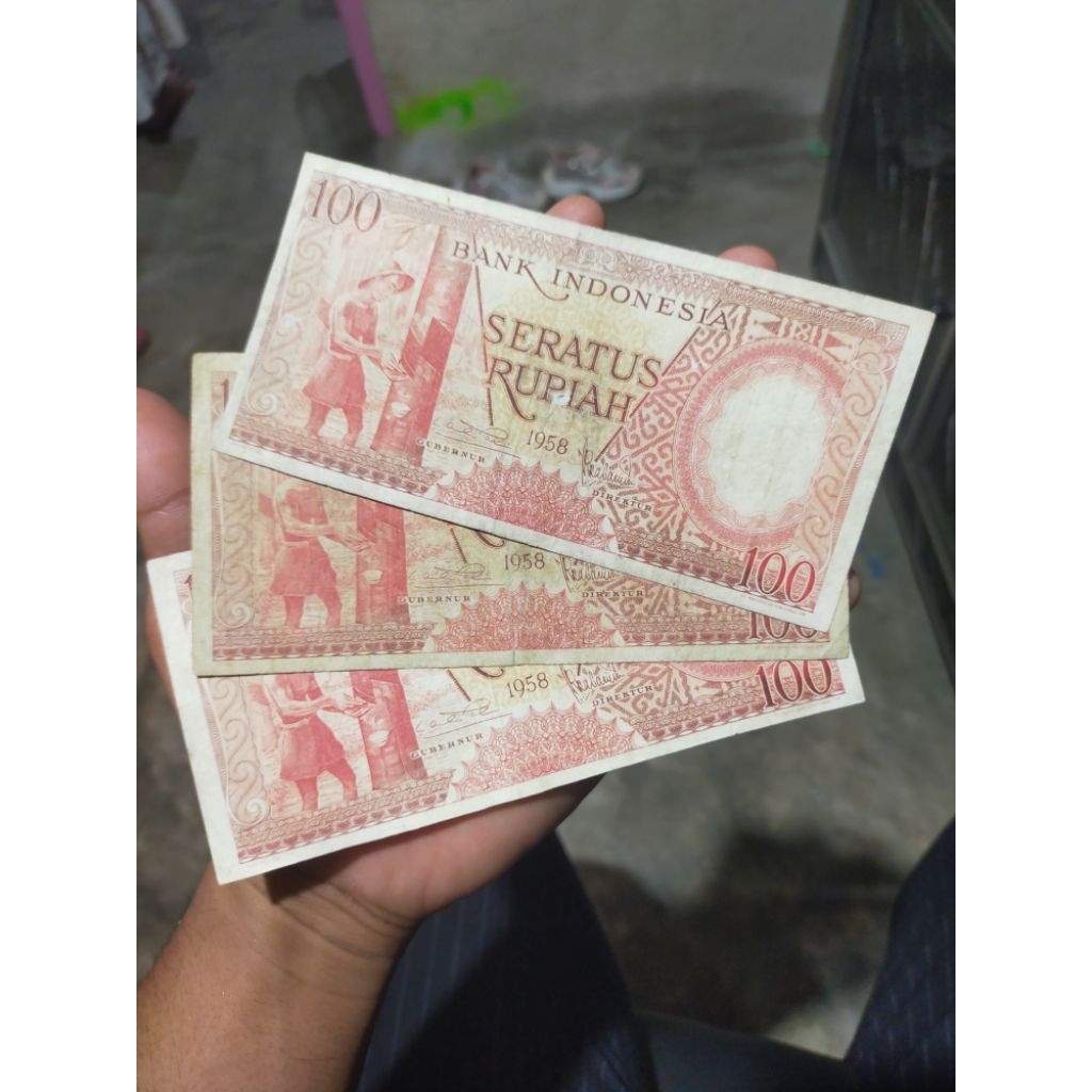 uang kuno 100 rupiah 1958