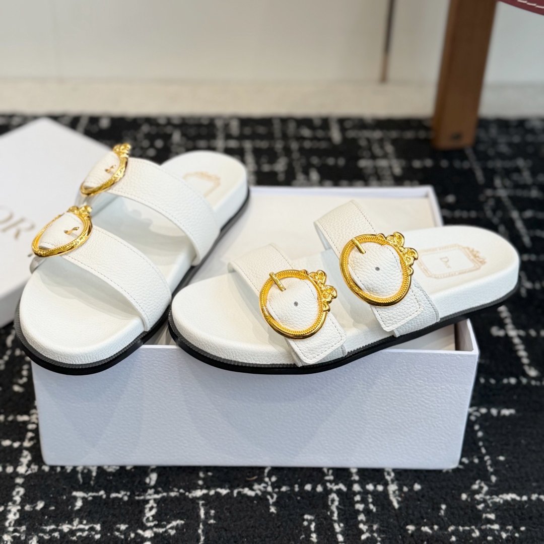 Sandal DRYur Medaillon Buckle Slide Sandal