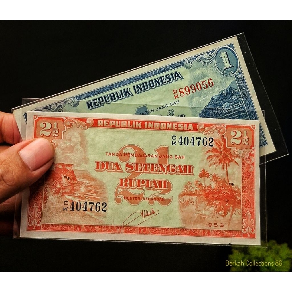 set 2 lembar uang 1 rupiah & 2½ rupiah seri pemandangan asli