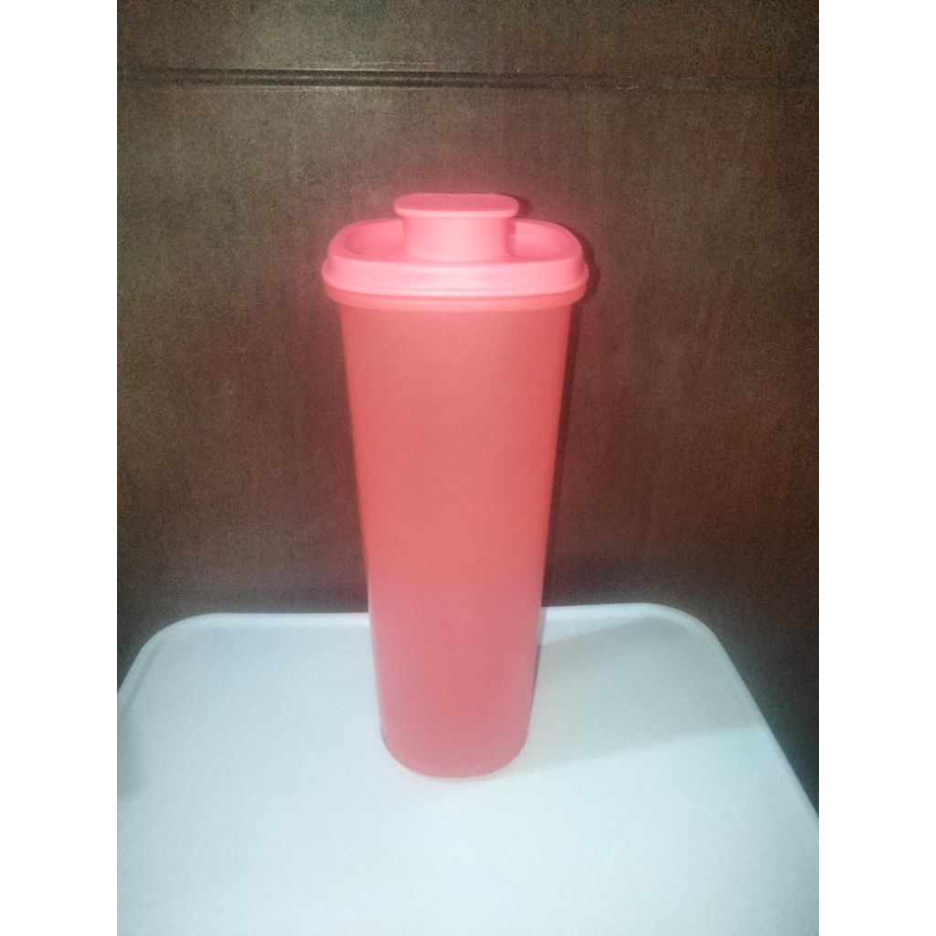 Tupperware tempat minyak