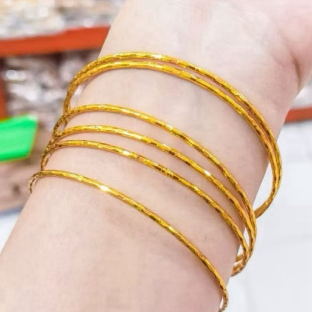 M & G Gelang Tangan Keroncong Ukir Mewah Elegan Titanium Isi 6pcs