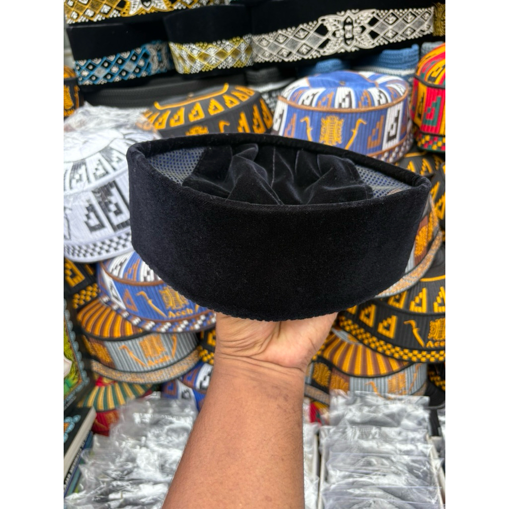 Peci Aceh hitam polos