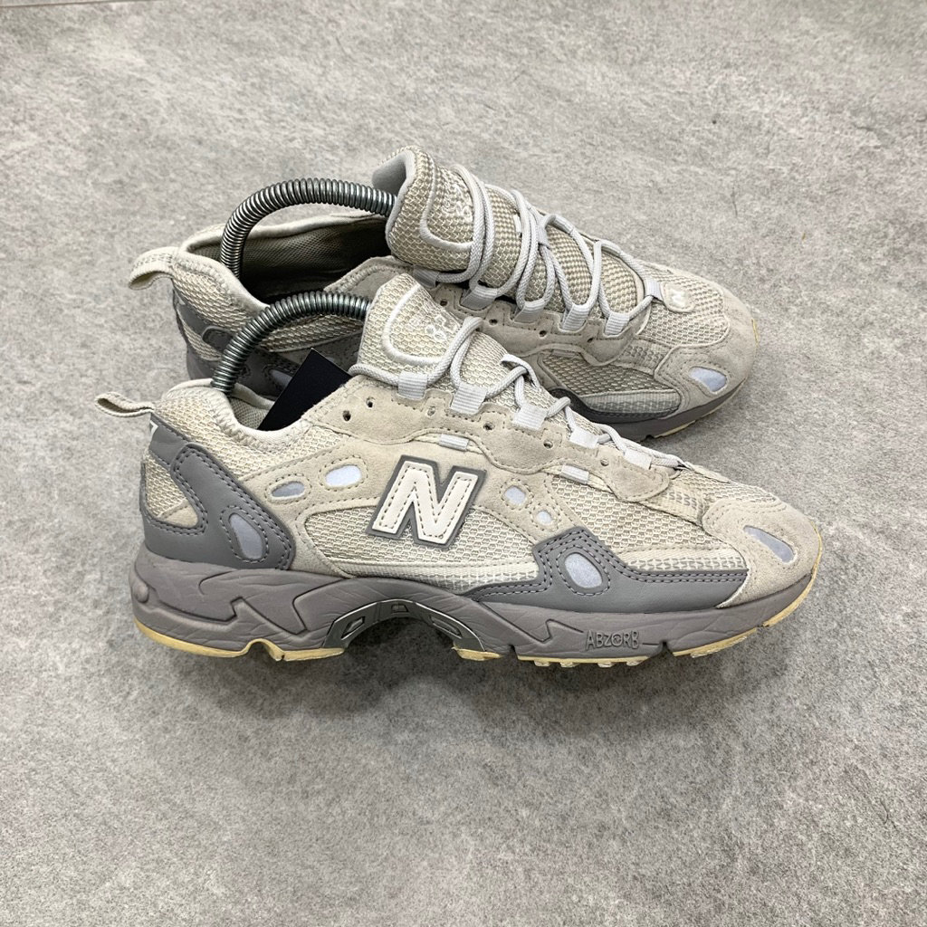 New Balance 827 grey white