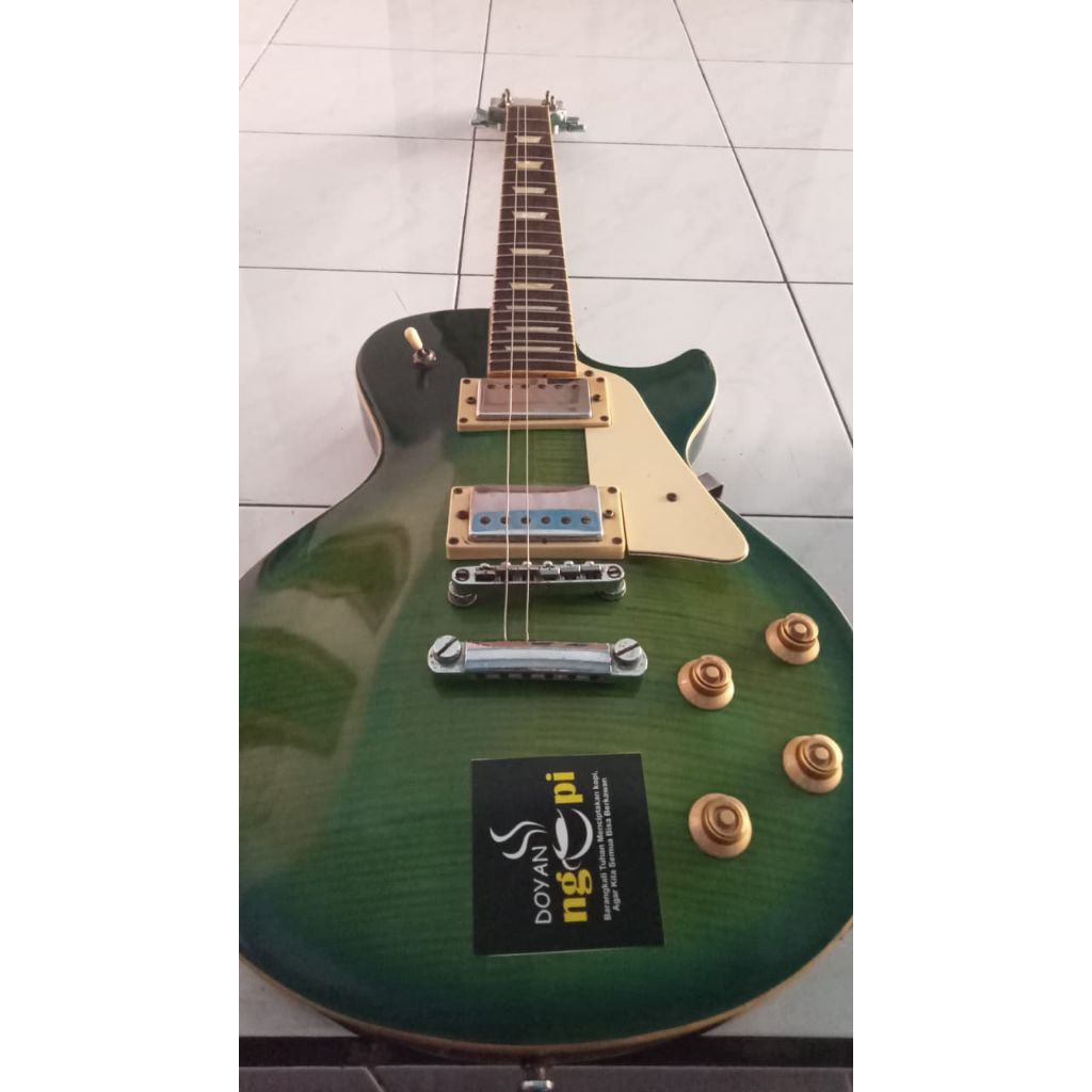 gitar model les paul dame ORI