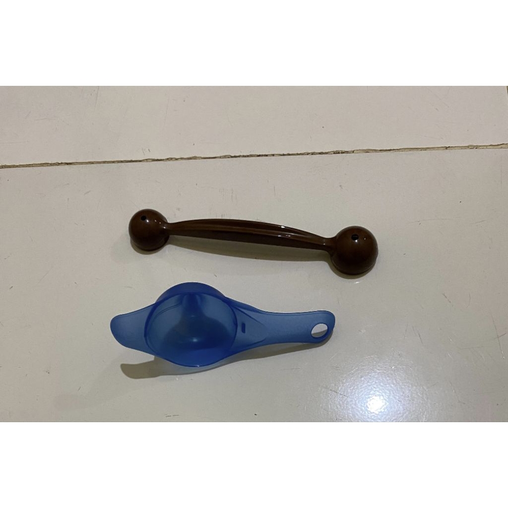 corong dan scoop tupperware