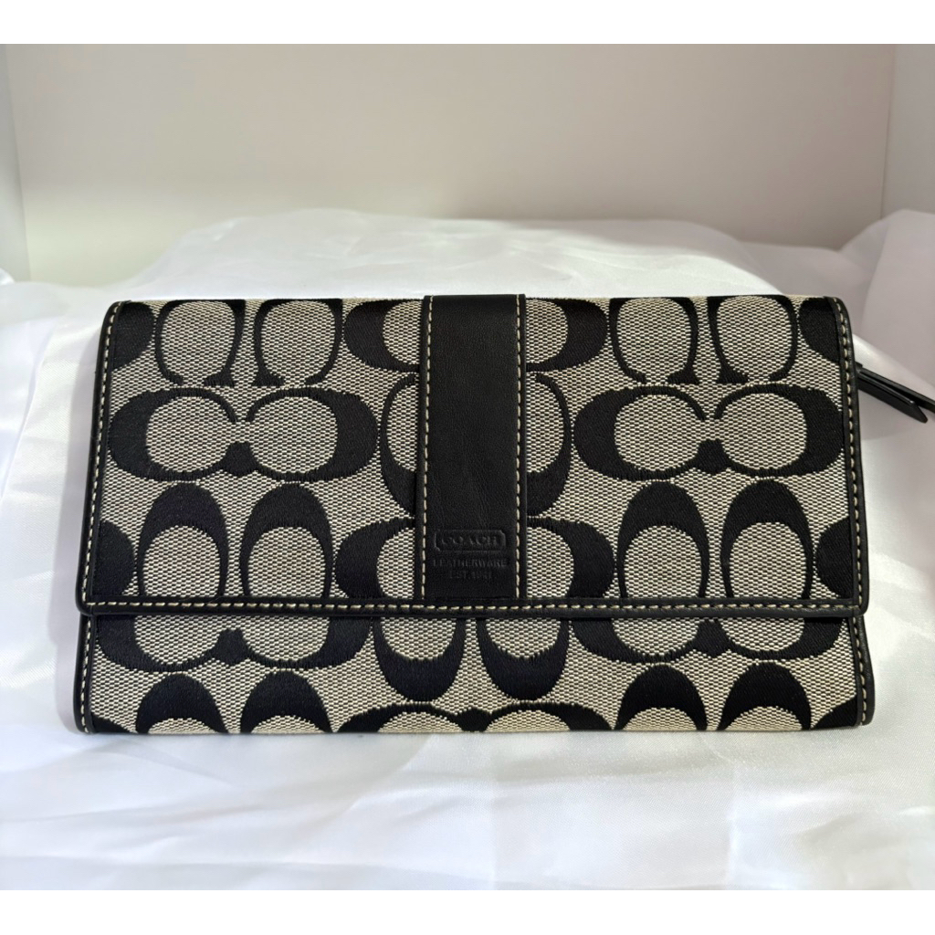 Coach kanvas x leather vintage - Dompet Second