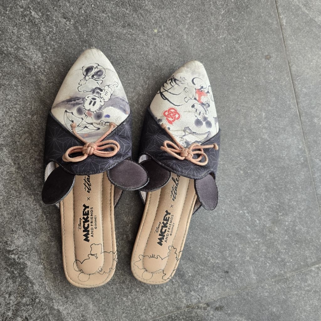 ittaherl x mickey mouse size 41 preloved