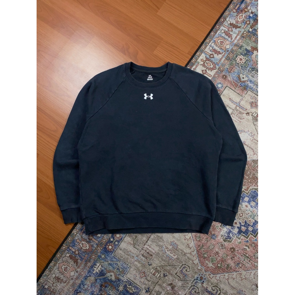Crewneck Hitam "UNDER ARMOUR" Second Original