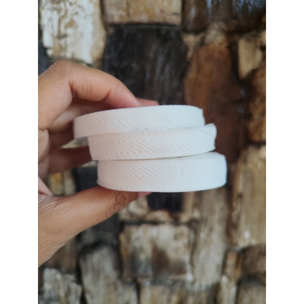 Tali Guling / Veterban / Piterban ROLL Merk Triangle