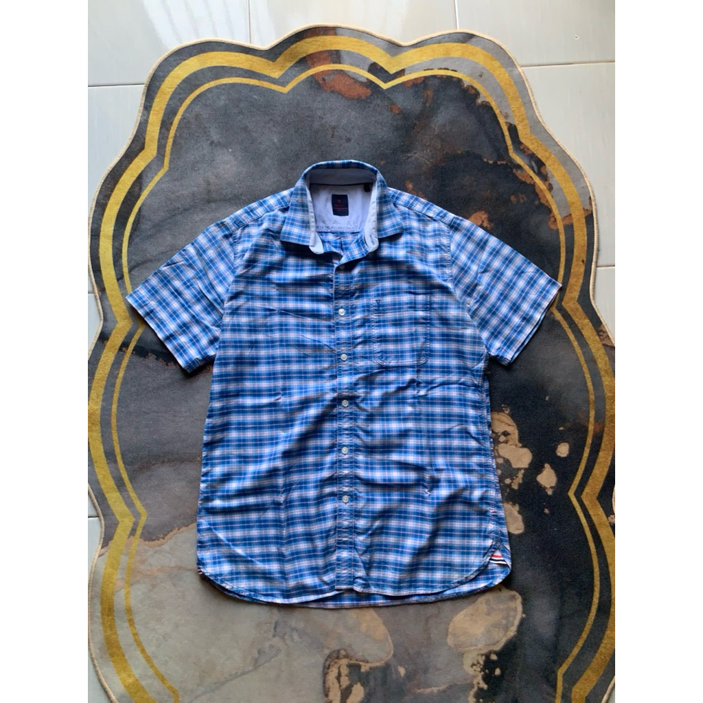 kemeja van heusen second