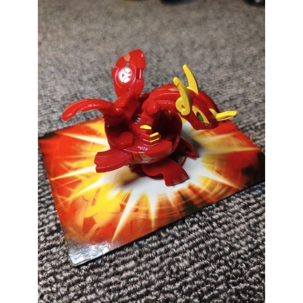 Bakugan Pyrus Neo Dragonoid