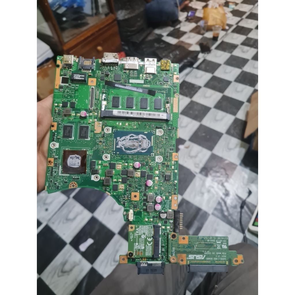 mobo asus a455L i3 gen 5 matot perawan