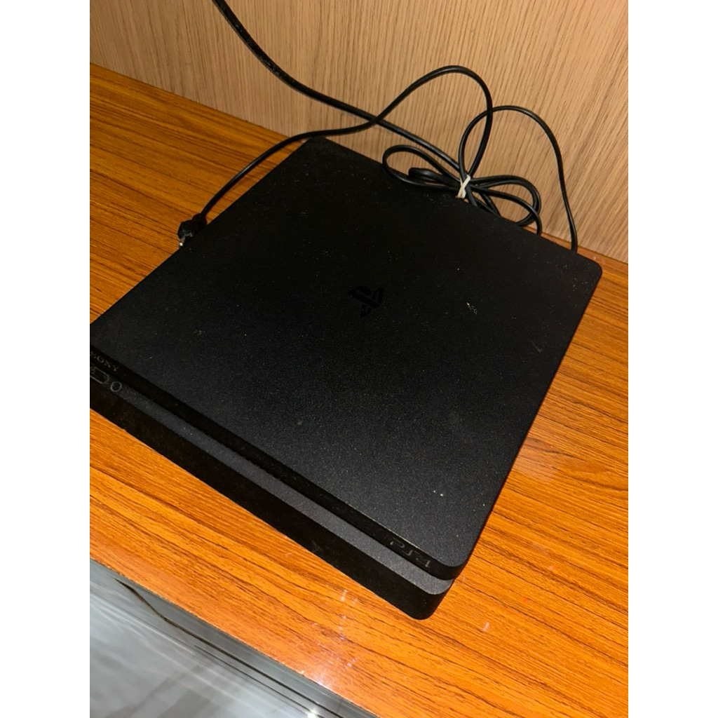 Ps4 Slim Ori 1Tb Second + Stik