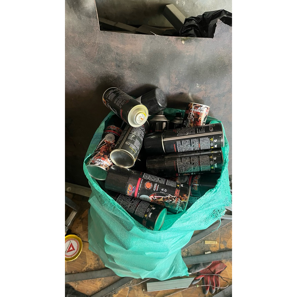 Kaleng Pylox, Cat Semprot bekas 400 ml