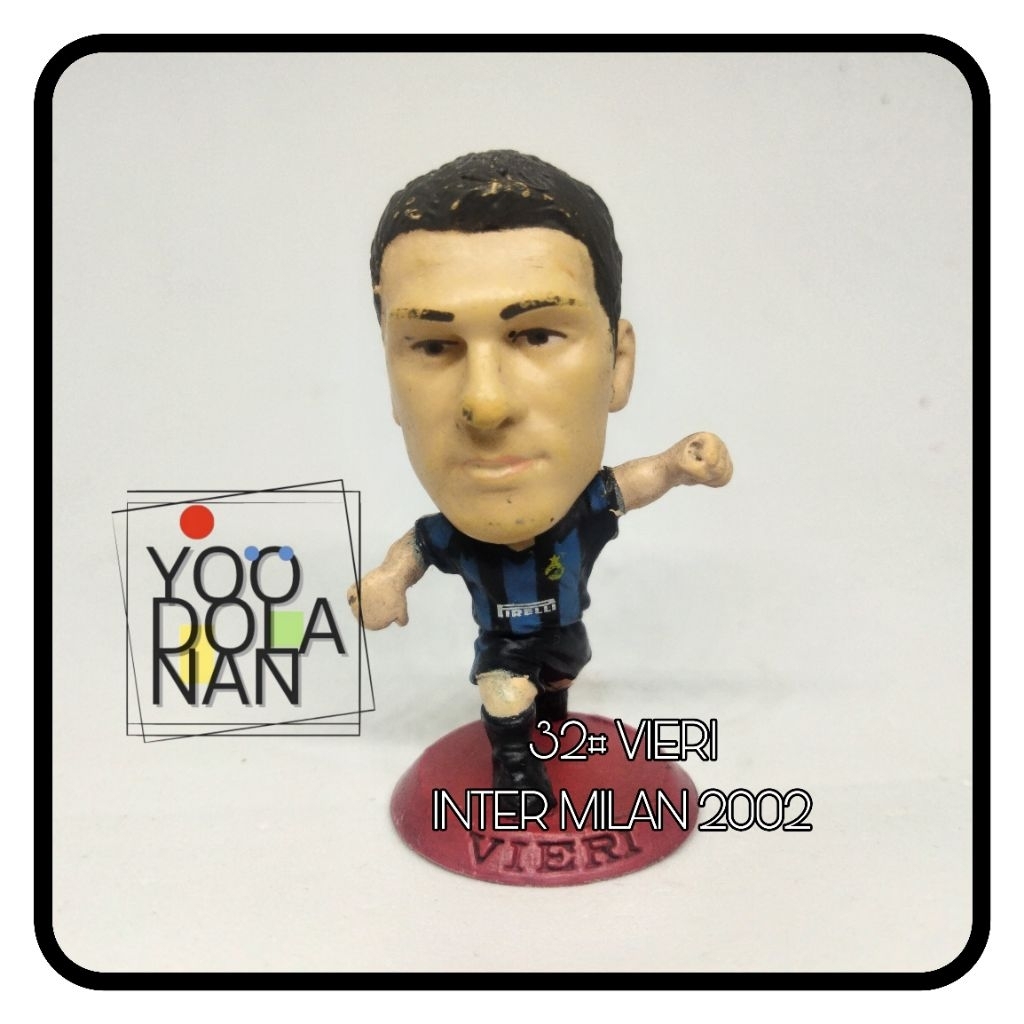 32# VIERI - INTER MILAN 2002 CORINTHIAN MICROSTARS SOCCERSTARZ FIGURE PEMAIN BOLA