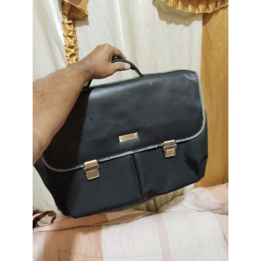 Tas kantor KENNETH COLE NEW YORK USA