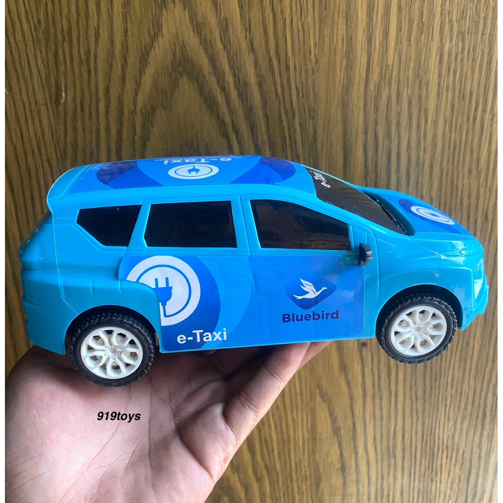 Mainan Anak Mobil E-Taxi Bluebird Biru Pullback