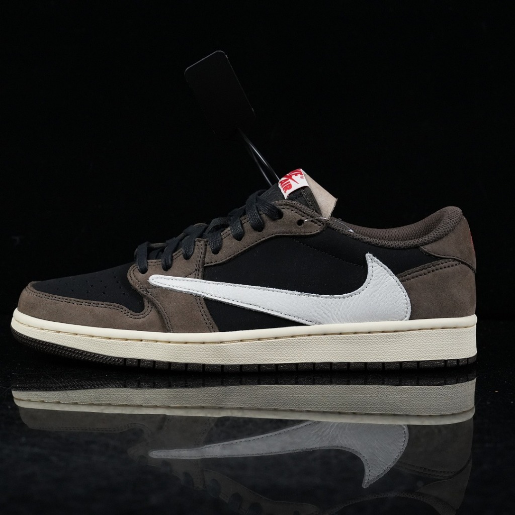 Travis Scott Jordan 1 Retro Low OG SP - Mocha