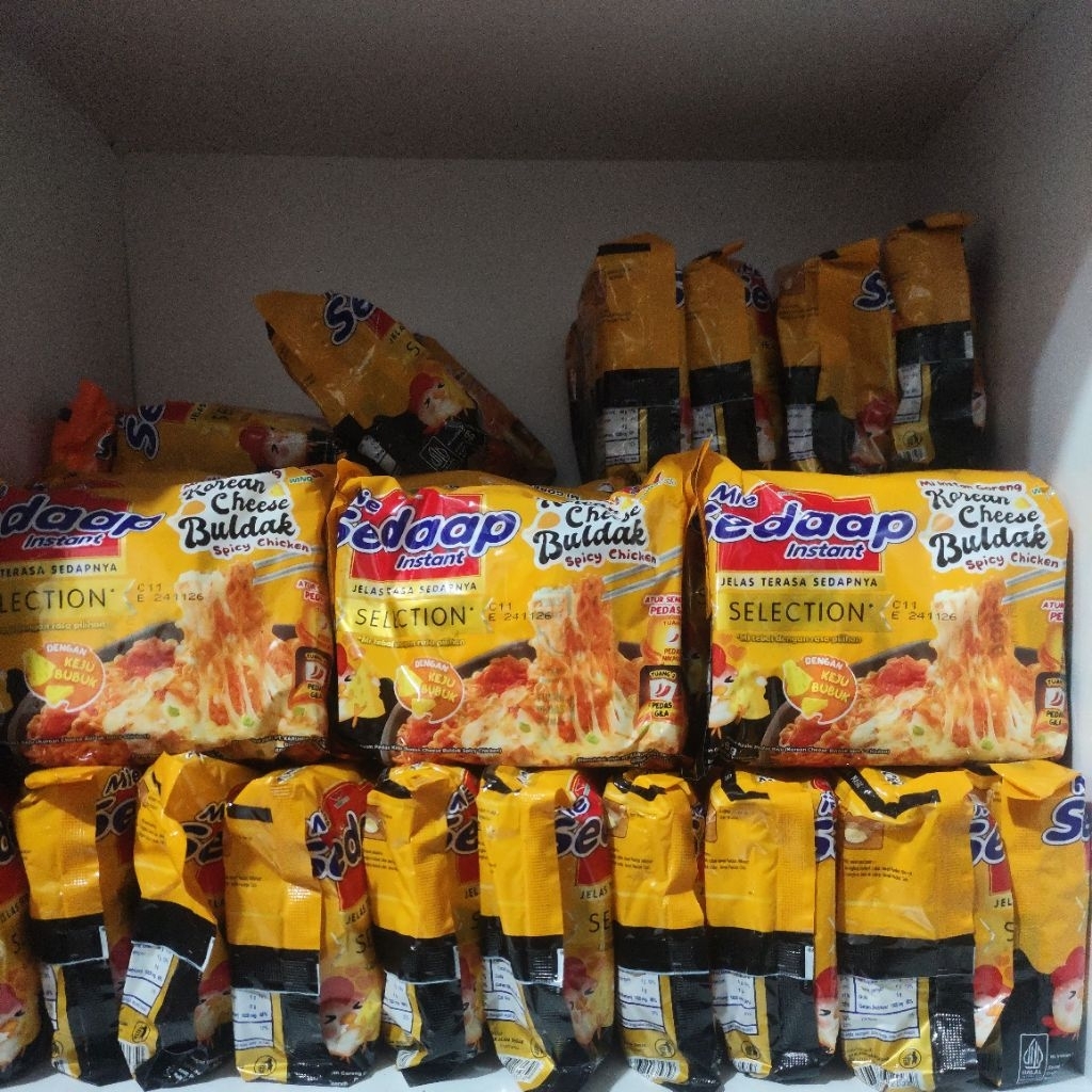 MIE SEDAAP KOREAN CHEESE BULDAK