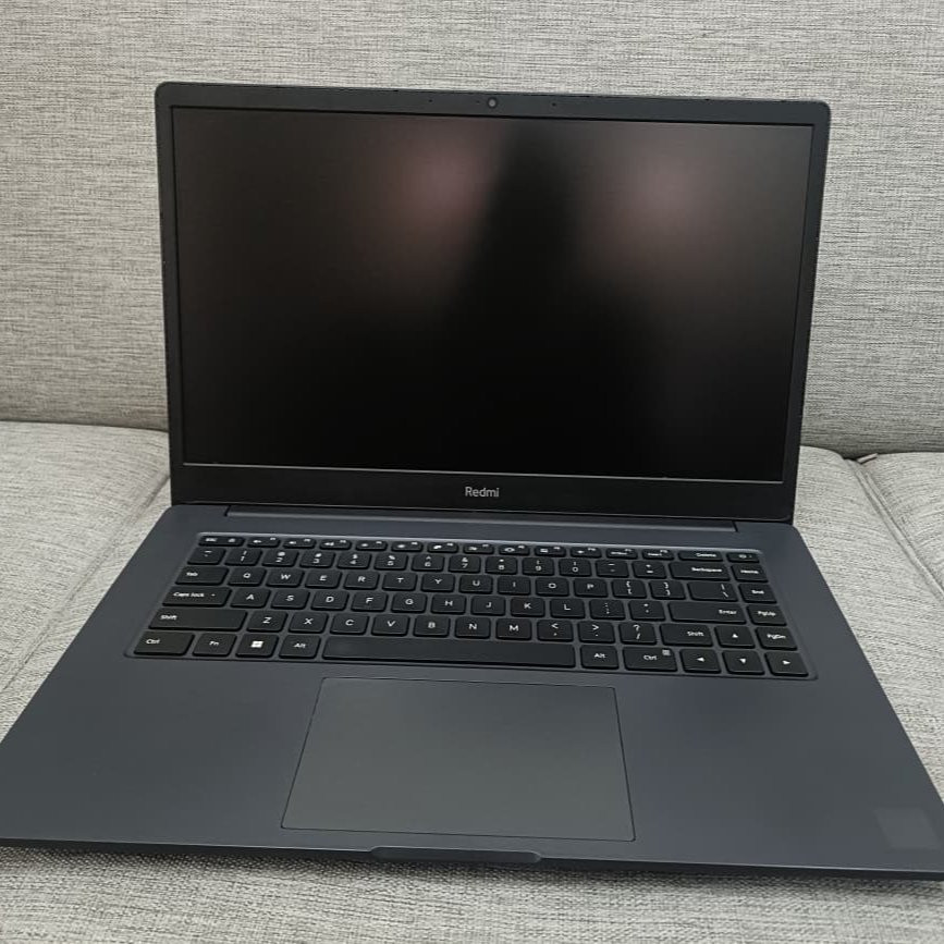 Redmibook 15 Second - Intel i3, 8GB RAM, SSD 256GB, FHD, Kondisi Baik 85%