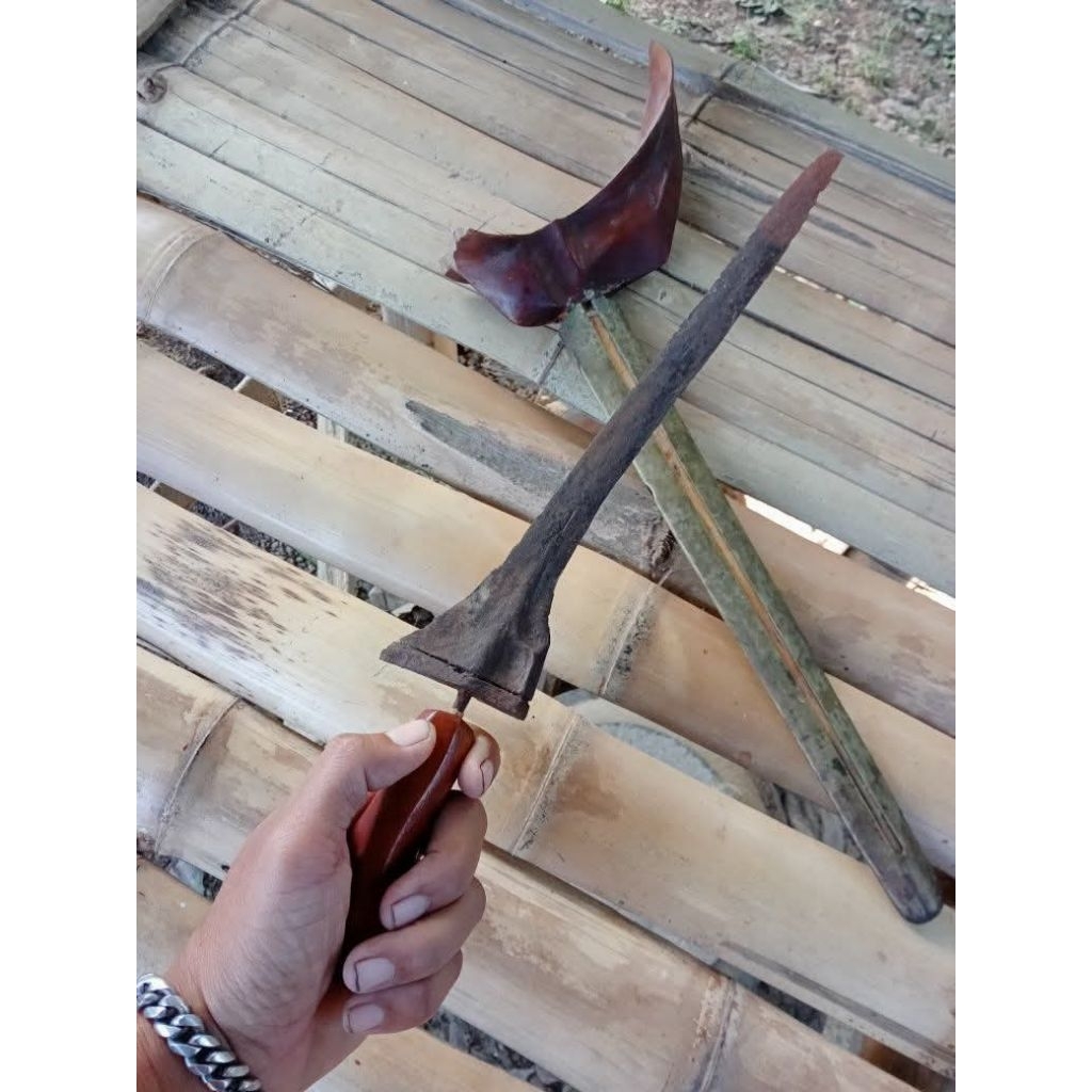 Keris tilam sari