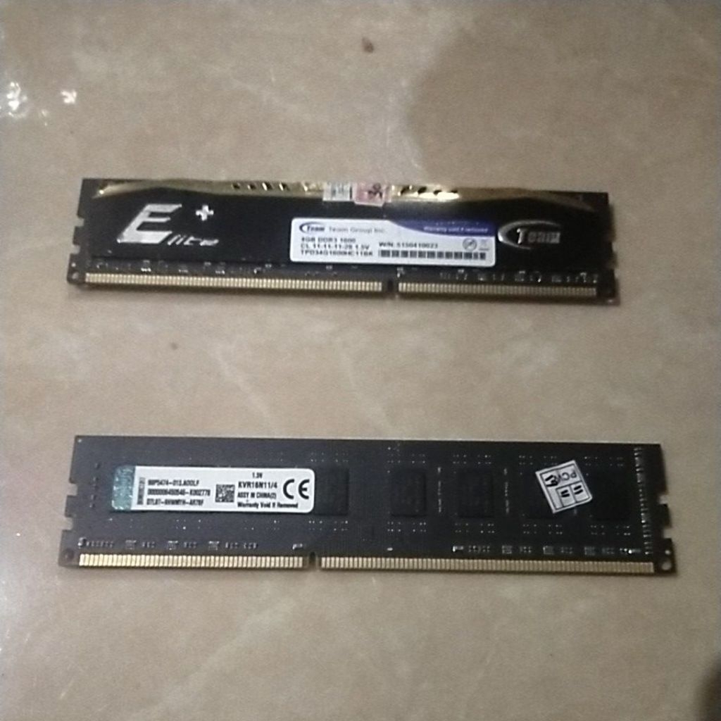 ram nya masing masing 4 gb  ram nya rusak