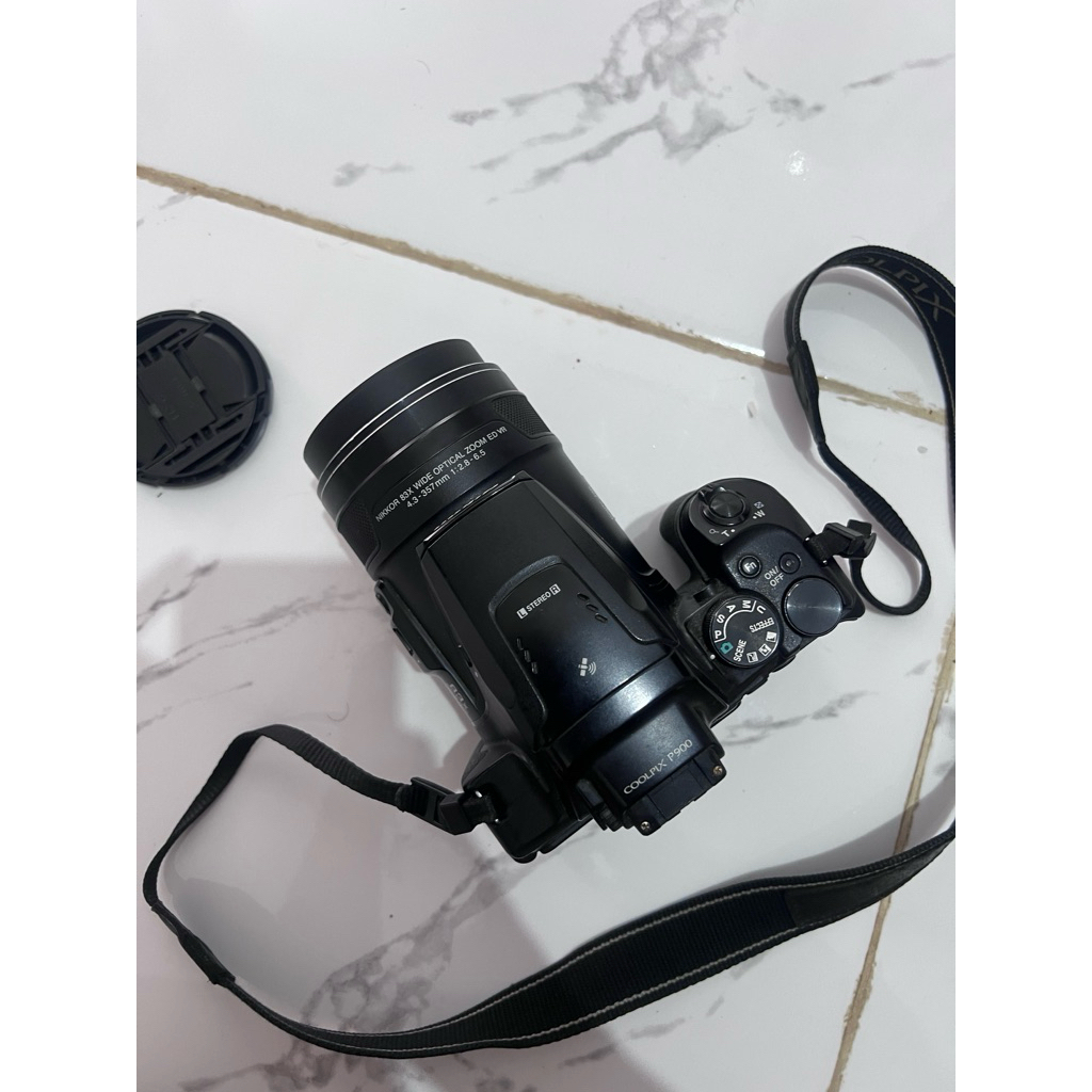 Nikon P900