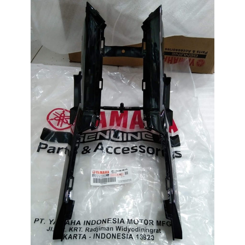 2PV-F842M-00-P5_Cover Tengah Tutup Legshield Yamaha Jupiter MX King