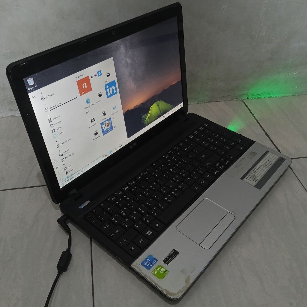 laptop acer celeron 16 inch ram 8gb normal semua (bekas)