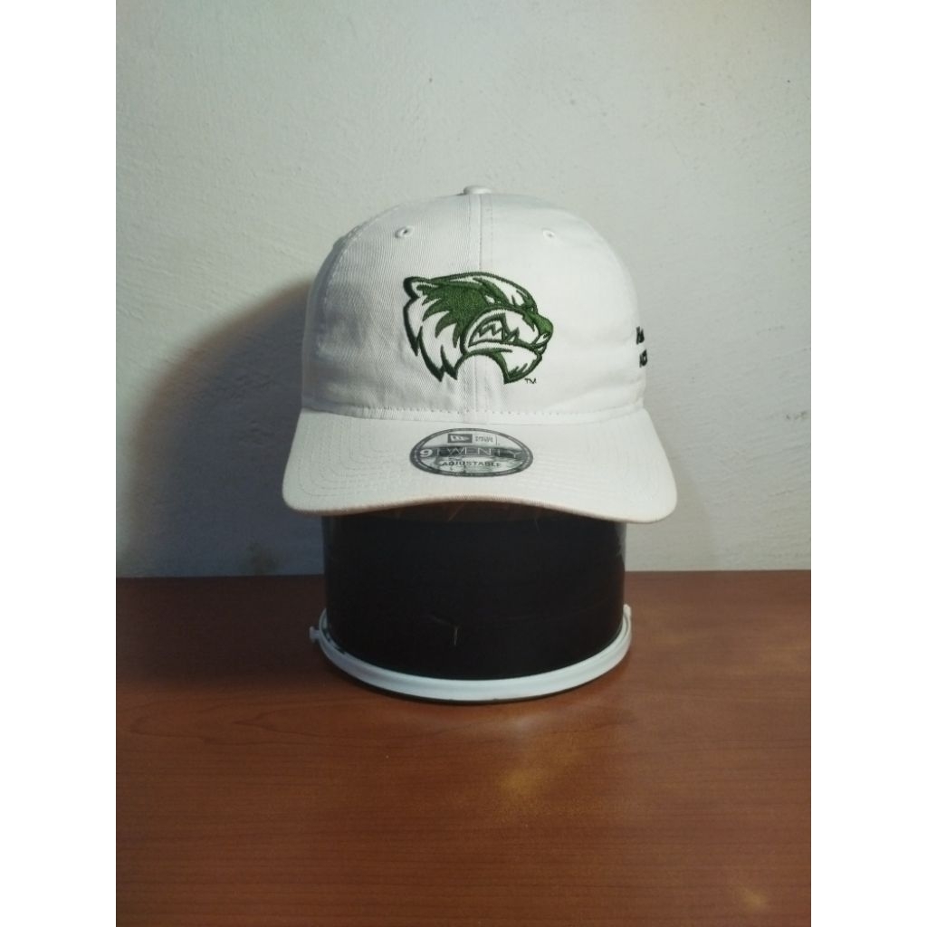 Topi New Era Caps White