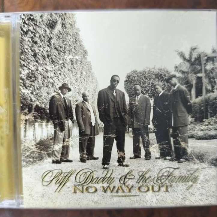 CD Musik original PUFF DADDY & THE FAMILY no way out