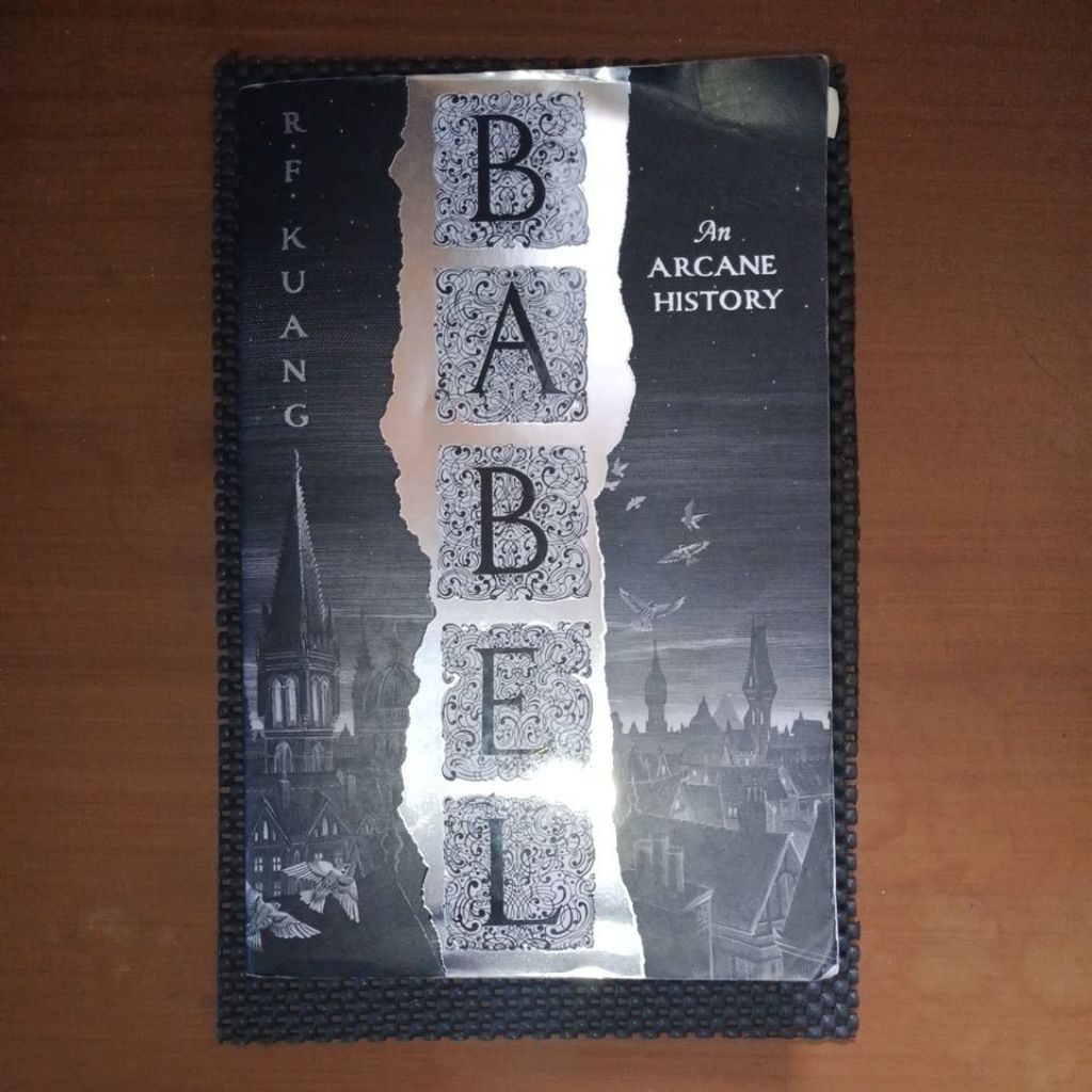 PRELOVED | BABEL | ENGLISH