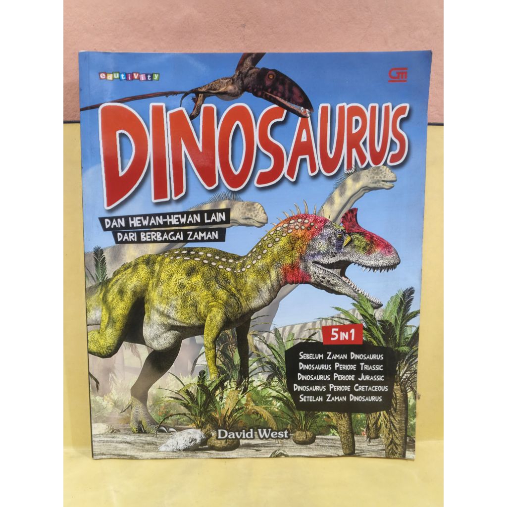 Dinosaurus dan hewan hewan dari berbagai zaman