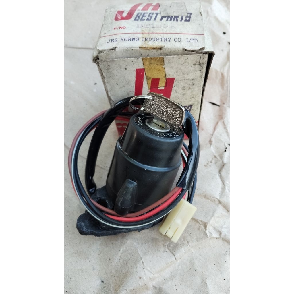 kunci kontak kontak keyset kontak main switch Yamaha DT100 dt100 DT100X dtx non original NOS