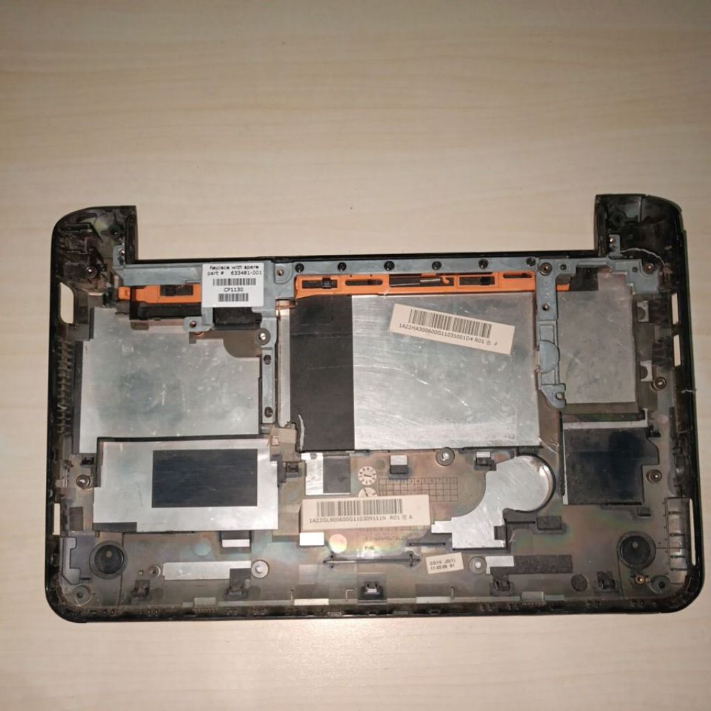 CASING BAWAH / BOTTOM CASE HP MINI 110-3530TU