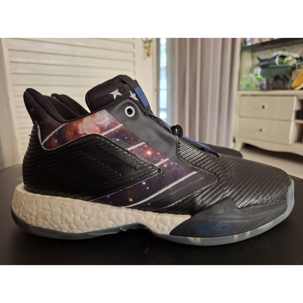 Sepatu basket langka Adidas Tmac millenium seken sz 42 insole 26,5cm kondisi like new layak koleksi 