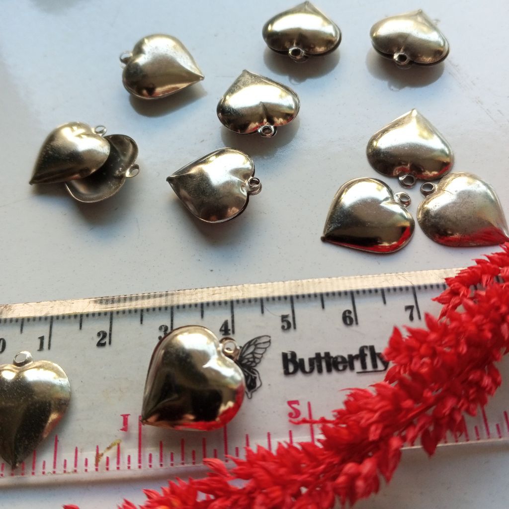 Asesories liontin love silver / Bandul love gelang, kalung