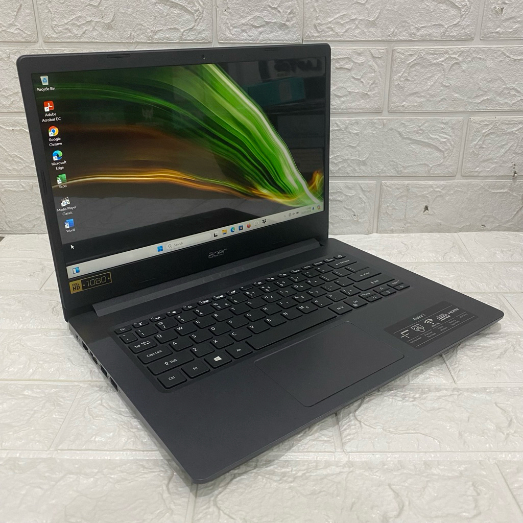 Laptop Acer Aspire 3 Athlon 3020 SSD 256 Fullset