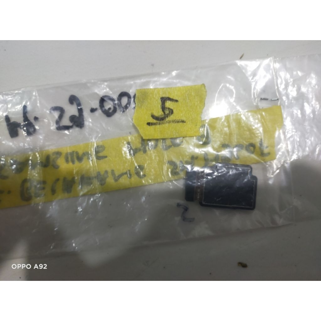 KAMERA BELAKANG HP SAMSUNG NOT 9 . M960F