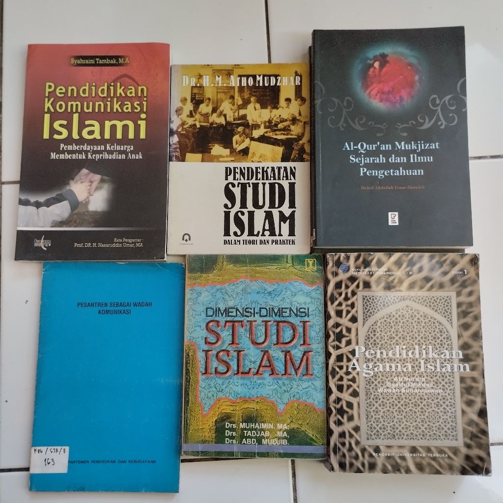 (RL-19) Buku Bekas Preloved Islam - Pendidikan Komunikasi Islami - Pendidikan Agama Islam - Pendekat