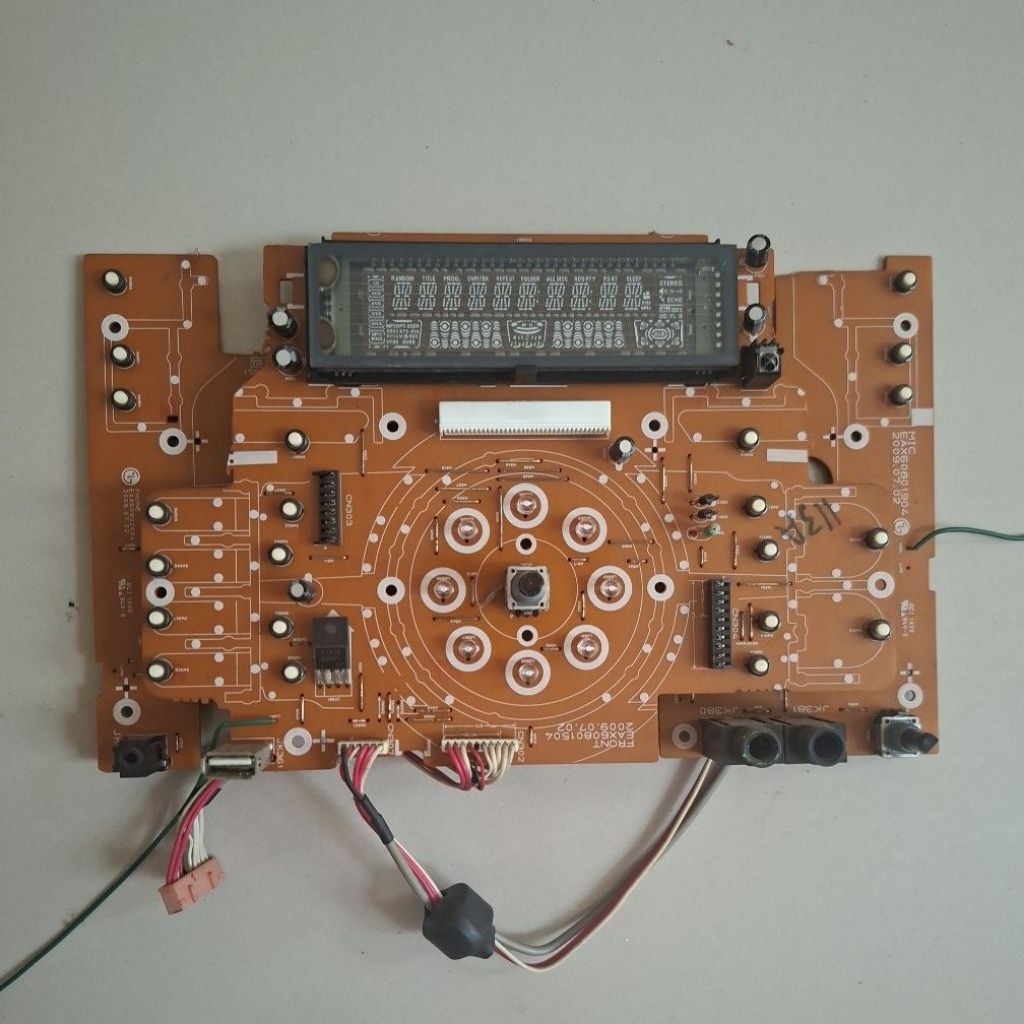 DISPLAY LG MDD64