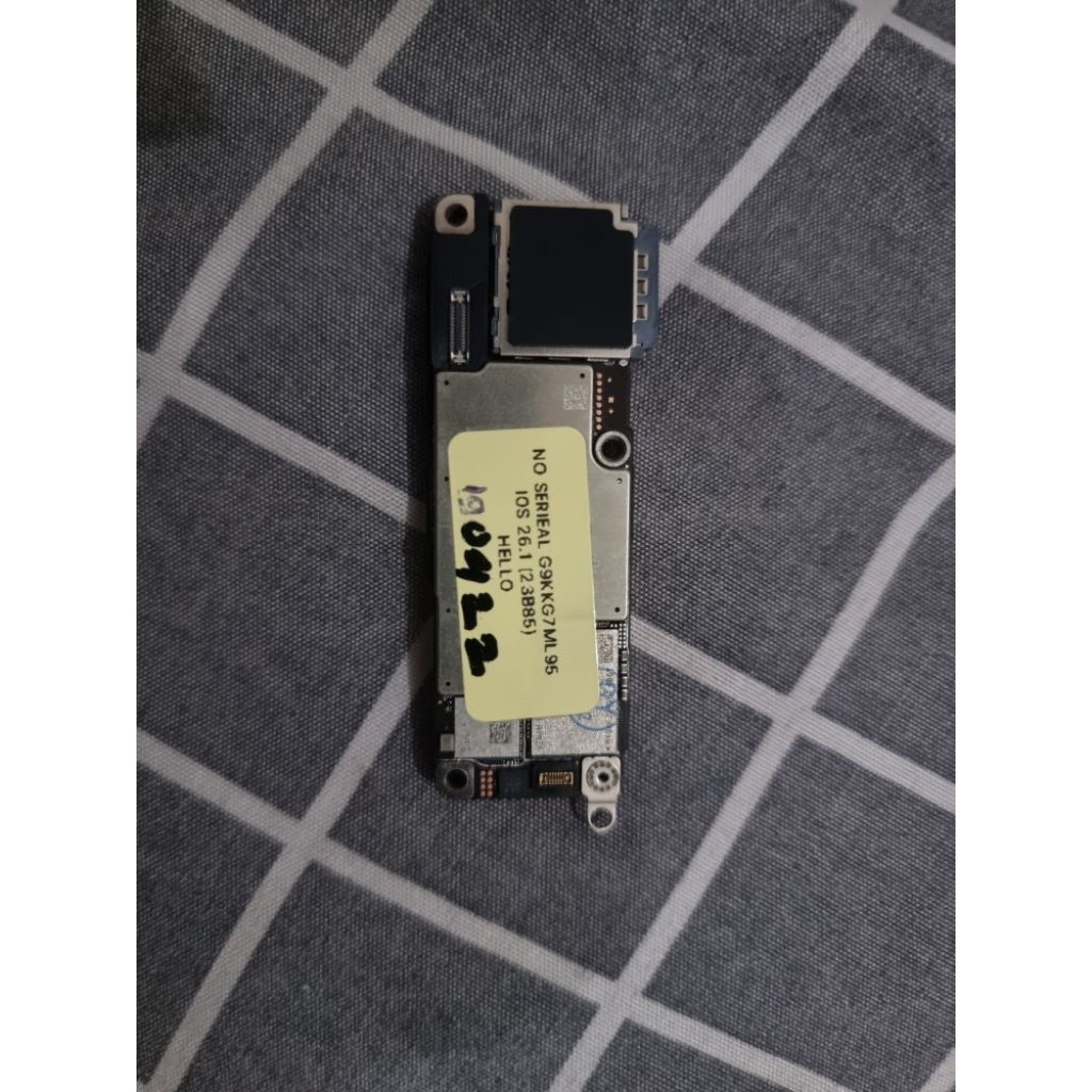 mesin iphone 16 pro 128gb lock icloud bekas update bypass hfz