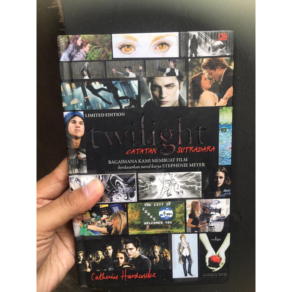 buku twilight catatan sutradara